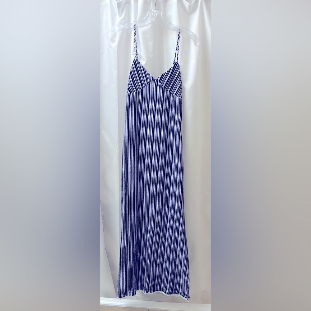 Beautiful summer maxi dress.